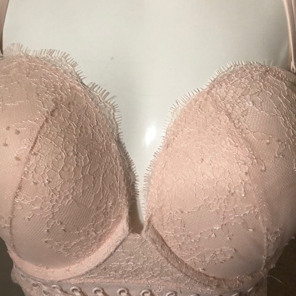 Vs. very sexy bra - Picture 4 of 7